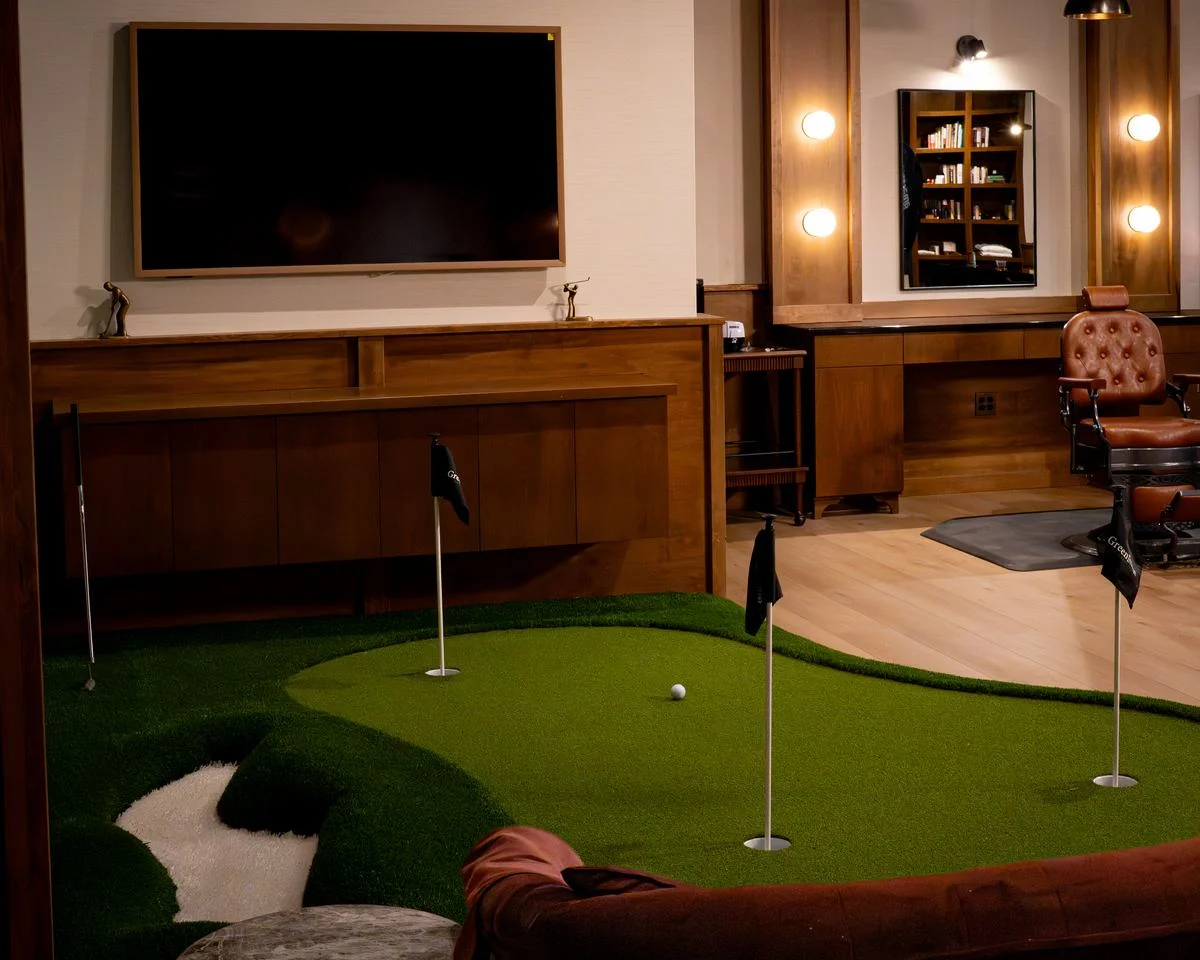 The putting green at Fairway